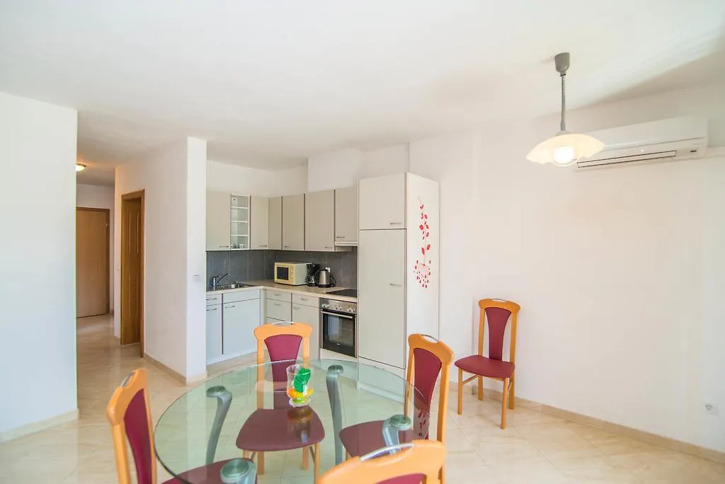 Apartment Una 2 Pola