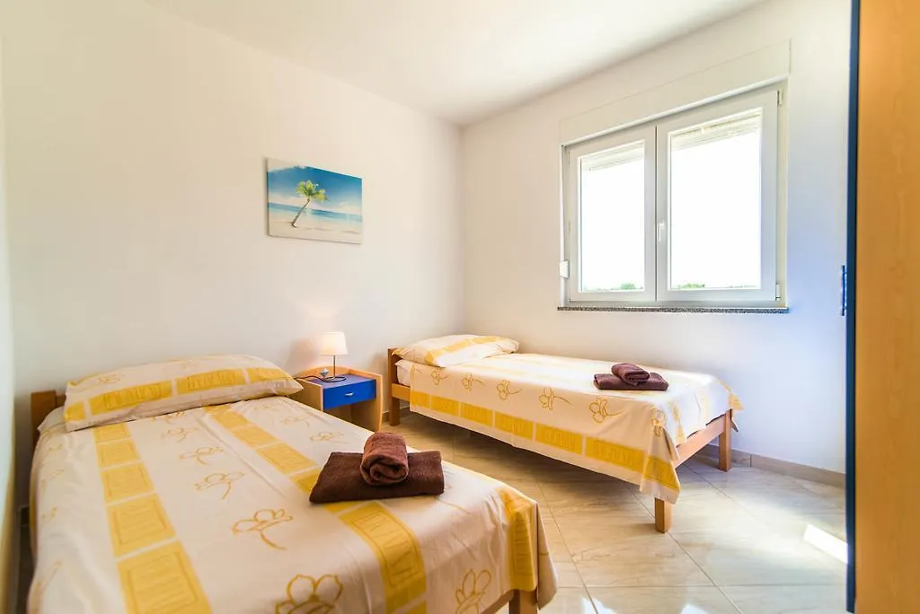 Apartment Una 2 Pola